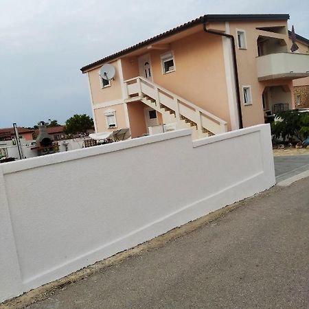 Apartmani Darija Vir Exterior foto