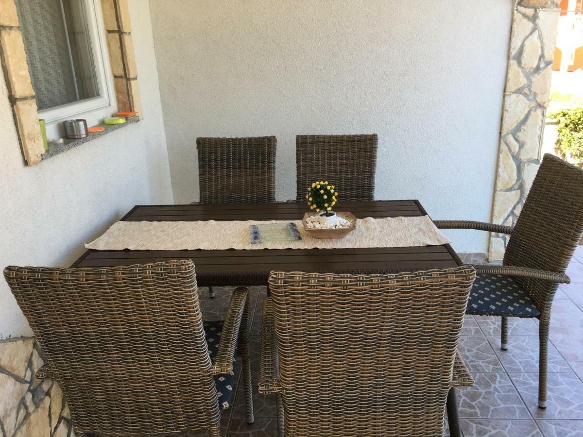 Apartmani Darija Vir Exterior foto