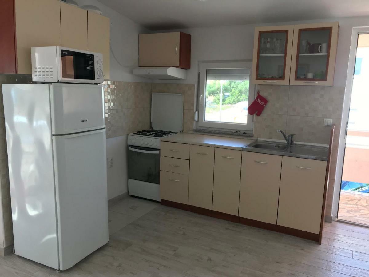 Apartmani Darija Vir Exterior foto